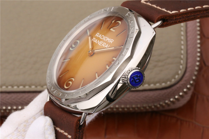 Replica Panerai PaM 687 Crown